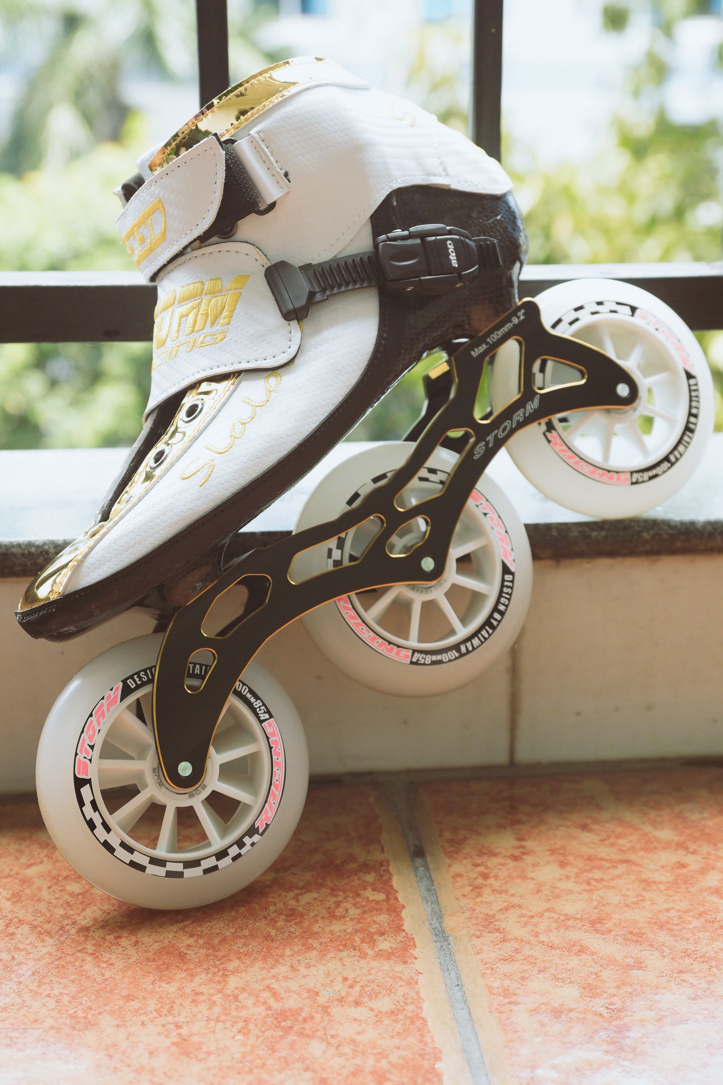 Storm T1 Speed Slalom Skates-White Gold