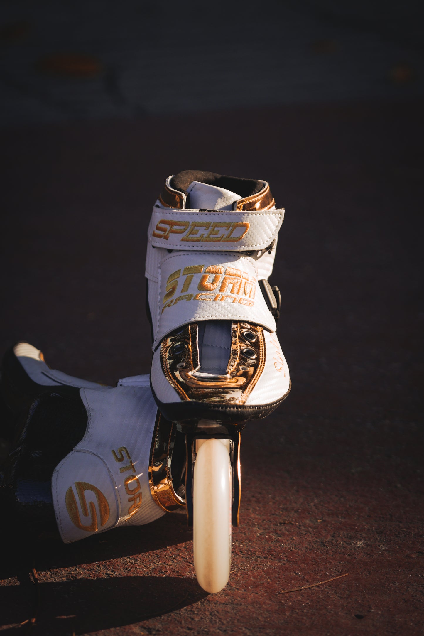 Storm T1 Speed Slalom Skates-White Gold