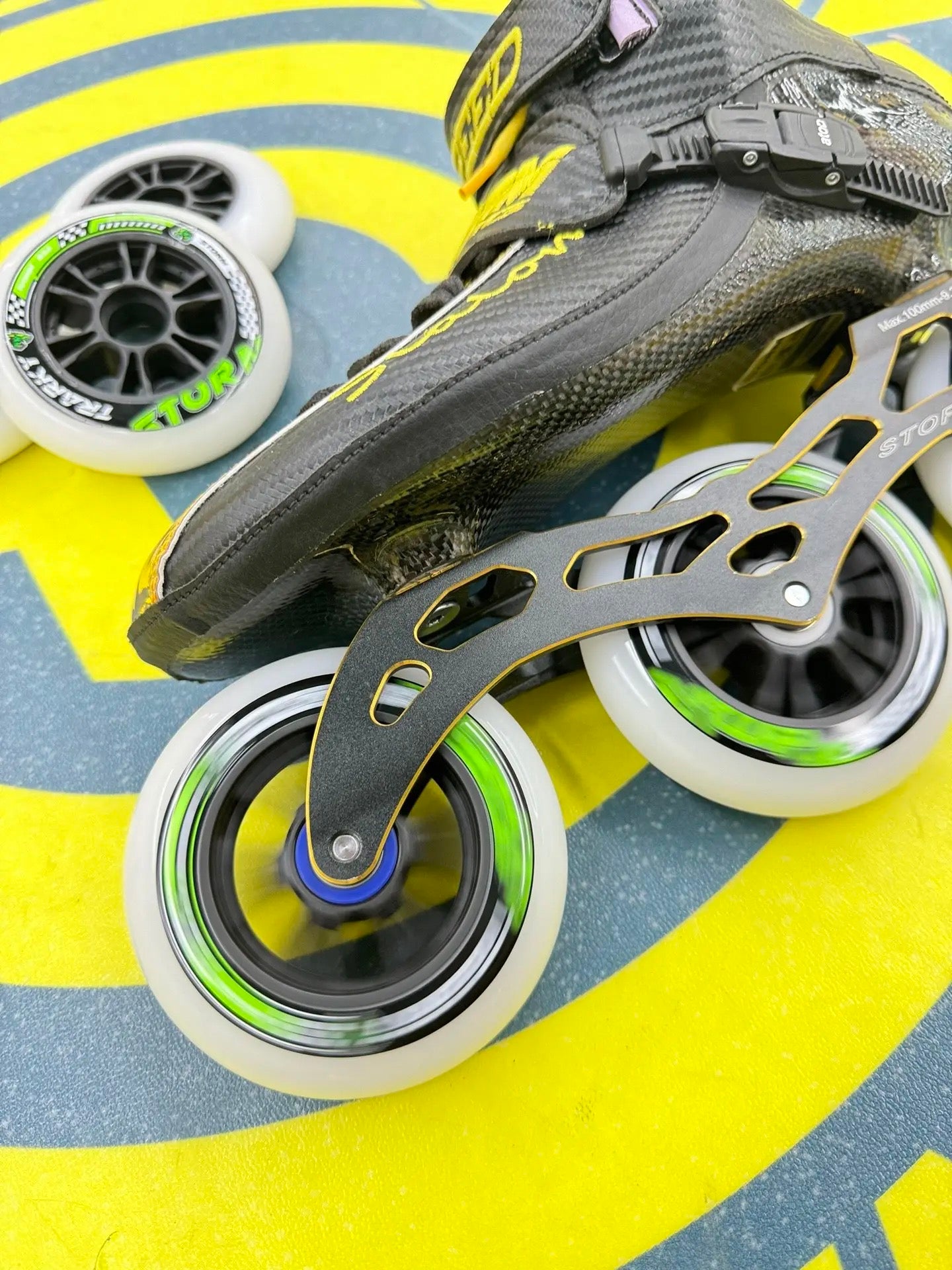 Storm T1 Speed Slalom Skates-Black Gold