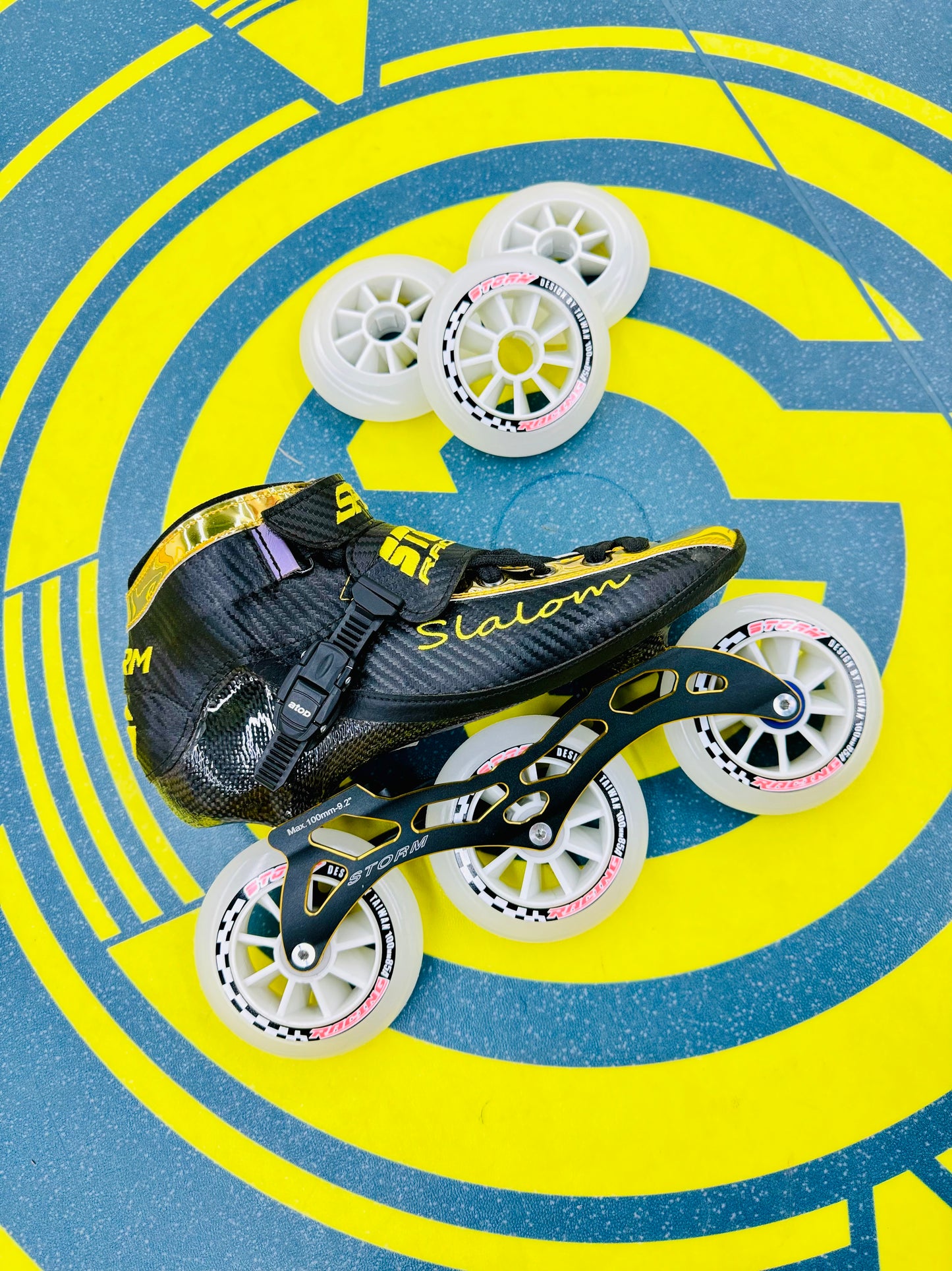 Storm T1 Speed Slalom Skates-Black Gold
