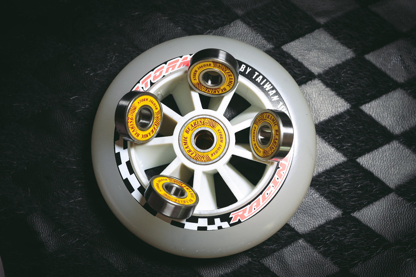 STORM JAGUAR Speed Bearings